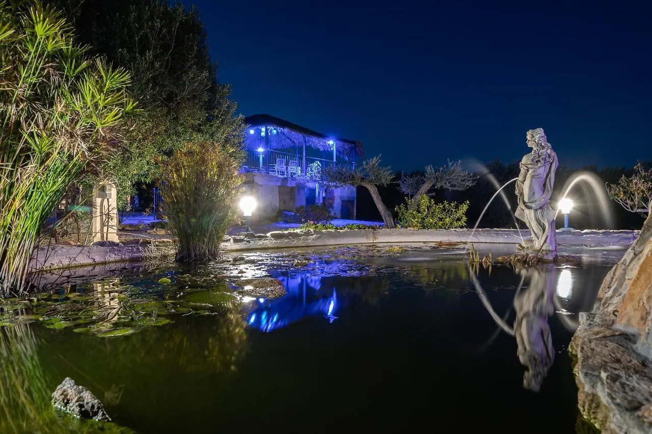 Holiday home Hauzify I Mas Bomba Villa Les Tres Cales